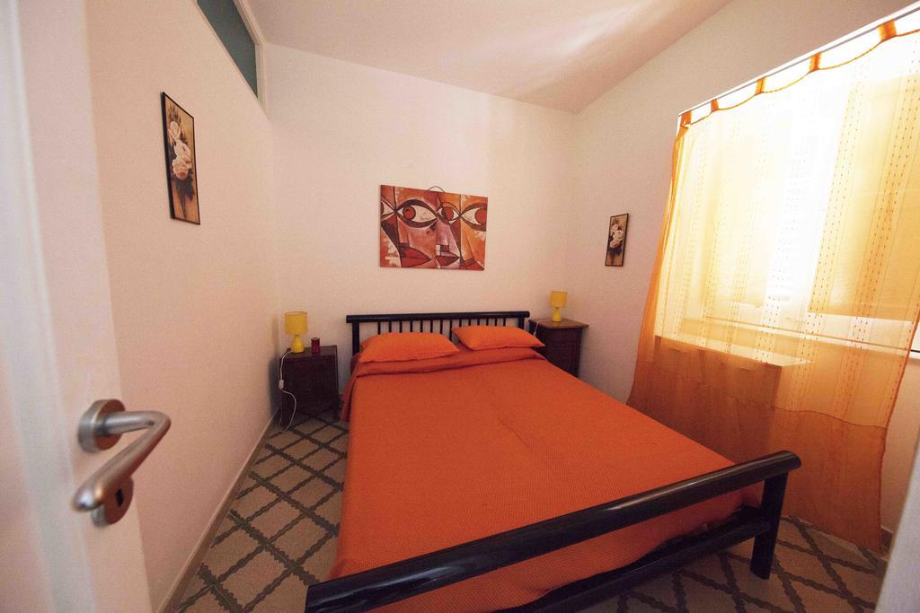 Gioeni 23 Apartment Cefalù Cameră foto