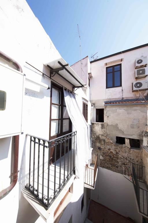 Gioeni 23 Apartment Cefalù Cameră foto